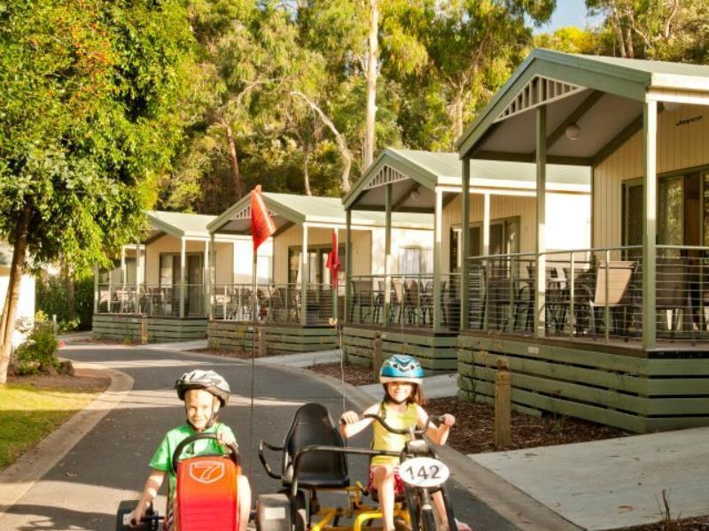 Crystal Brook Tourist Park Hotel Doncaster East Exterior photo